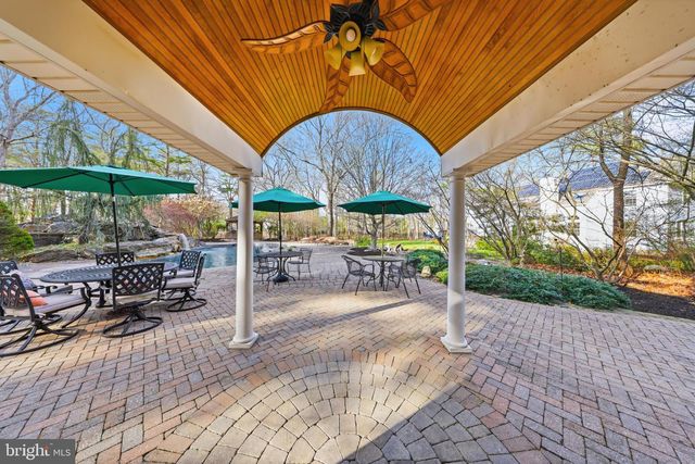 6 BRECKENRIDGE DR, Shamong, NJ 08088