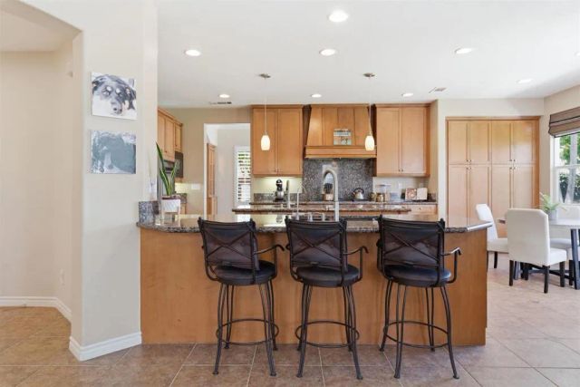 8540 Galway Pl, San Diego, CA 92129