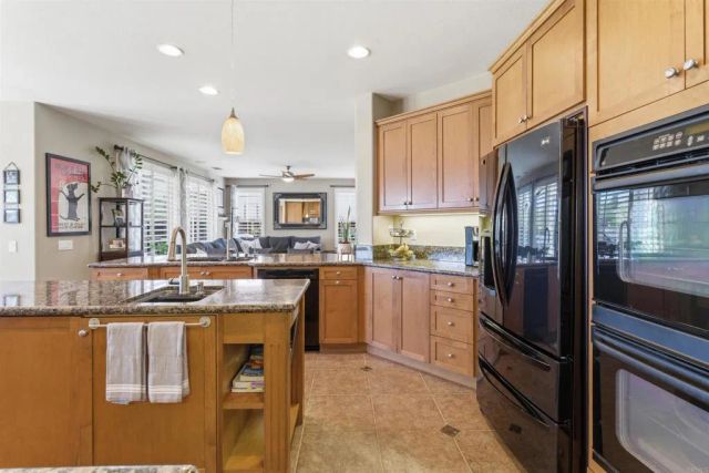 8540 Galway Pl, San Diego, CA 92129