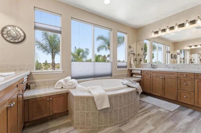 8540 Galway Pl, San Diego, CA 92129