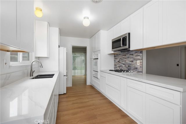 10276 Falcon, Fountain Valley, CA 92708