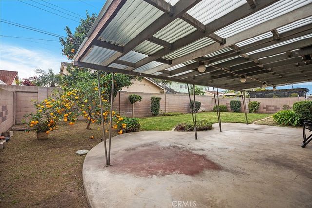 10276 Falcon, Fountain Valley, CA 92708