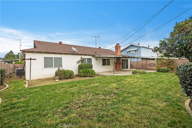 10276 Falcon, Fountain Valley, CA 92708