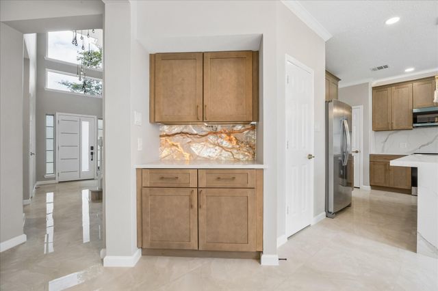 1306 Hunter Wood Drive, League City, TX 77573