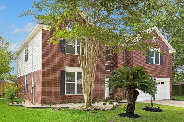 1306 Hunter Wood Drive, League City, TX 77573