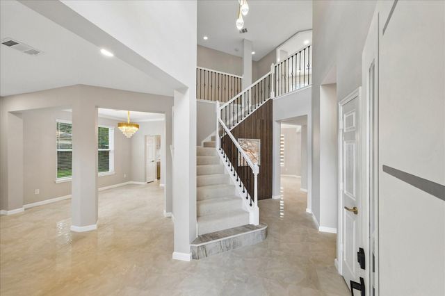 1306 Hunter Wood Drive, League City, TX 77573