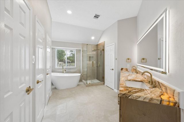 1306 Hunter Wood Drive, League City, TX 77573