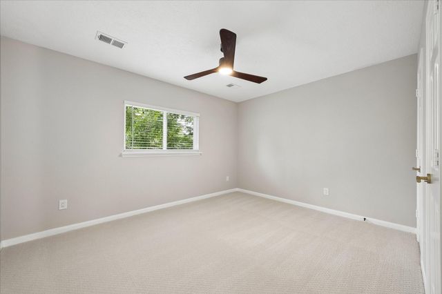 1306 Hunter Wood Drive, League City, TX 77573