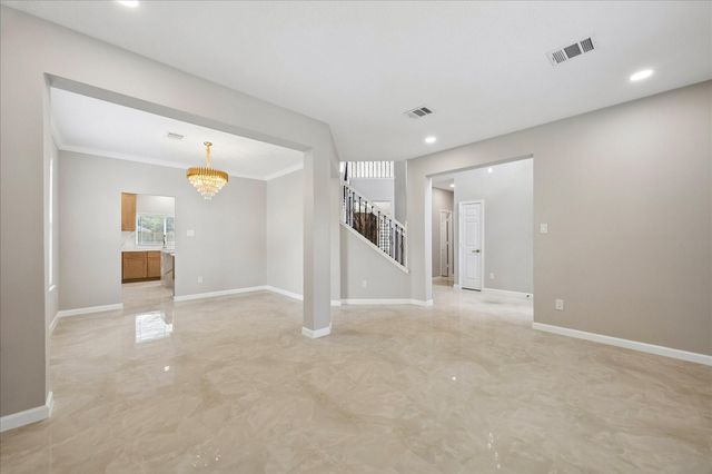1306 Hunter Wood Drive, League City, TX 77573