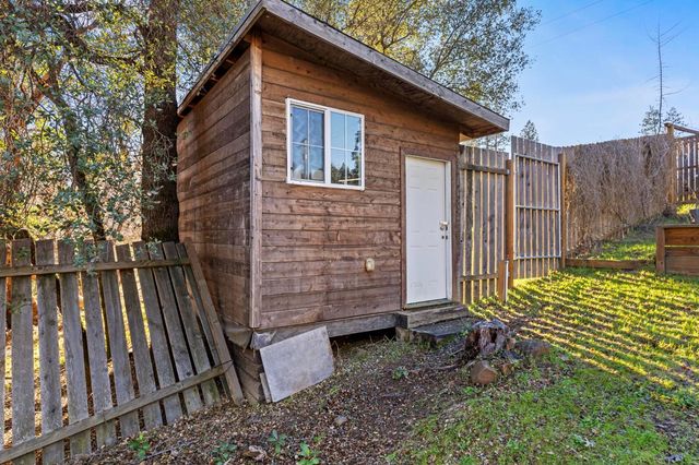 10761 Texas Hill Rd, Dobbins, CA 95935