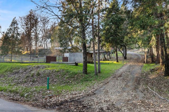 10761 Texas Hill Rd, Dobbins, CA 95935