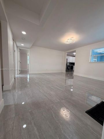 809 NW 12th Ave, Fort Lauderdale, FL 33311