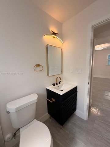 809 NW 12th Ave, Fort Lauderdale, FL 33311