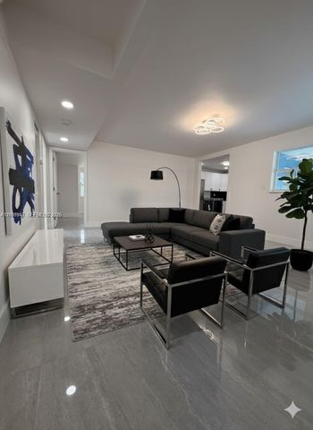 809 NW 12th Ave, Fort Lauderdale, FL 33311