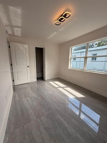 809 NW 12th Ave, Fort Lauderdale, FL 33311