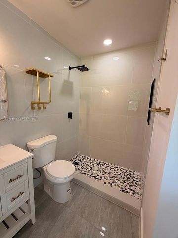 809 NW 12th Ave, Fort Lauderdale, FL 33311