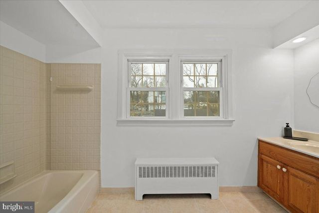 3349 BRODHEAD RD, Bethlehem, PA 18020