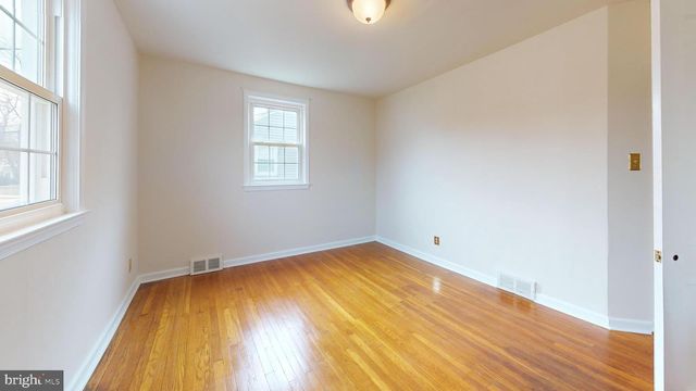 302 IVYWOOD AVE, Haddonfield, NJ 08033