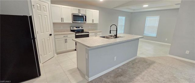 1532 NE 35th TER, Cape Coral, FL 33909