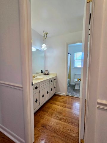 1205 Beverly Dr, Pulaski, TN 38478
