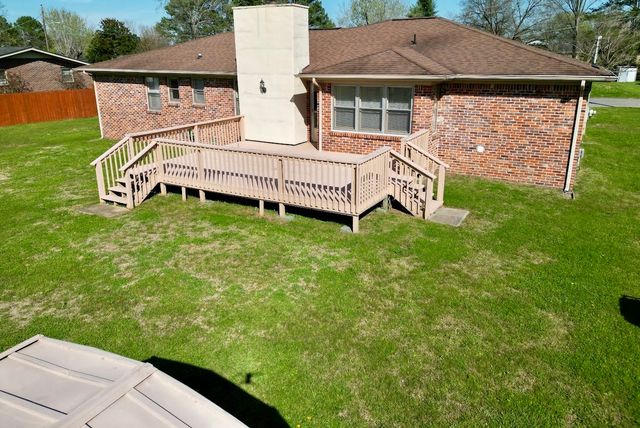 1205 Beverly Dr, Pulaski, TN 38478