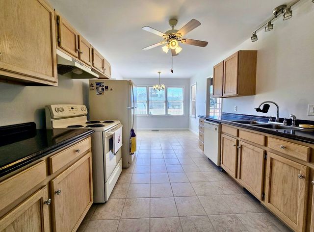 1205 Beverly Dr, Pulaski, TN 38478