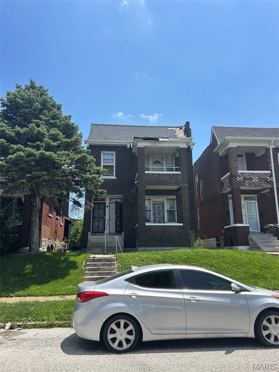3632 N Taylor Avenue, St Louis, MO 63115