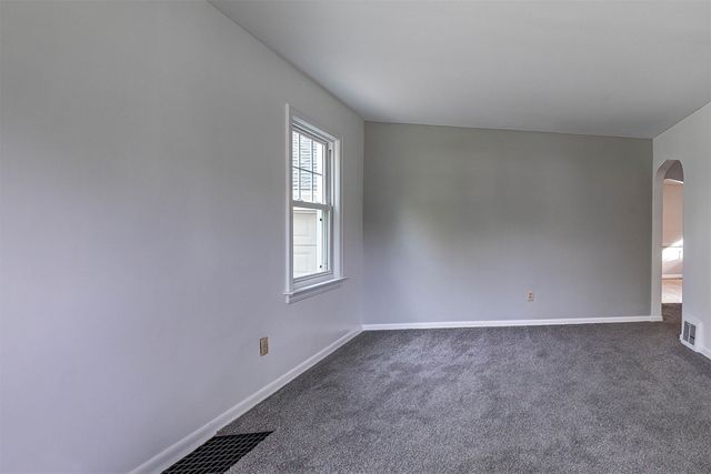 3708 IROQUOIS Avenue, Lawrence Park, PA 16511