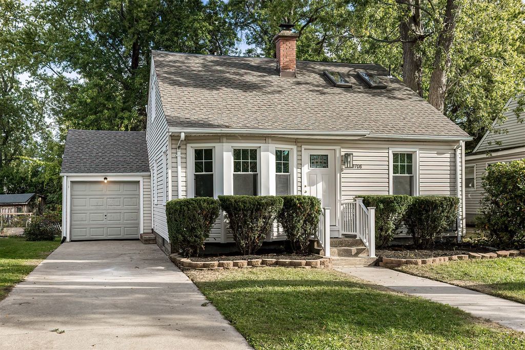 3708 IROQUOIS Avenue, Lawrence Park, PA 16511