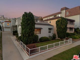 10767 Massachusetts Avenue, Los Angeles, CA 90024