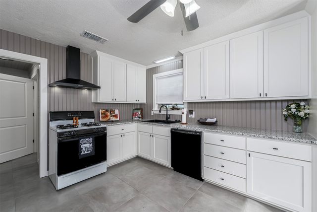 4916 Susan Lee Lane, North Richland Hills, TX 76180