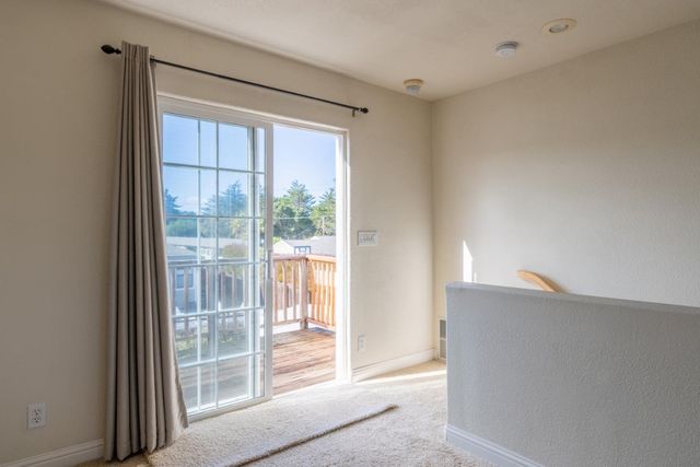 140 John Street, Monterey, CA 93940