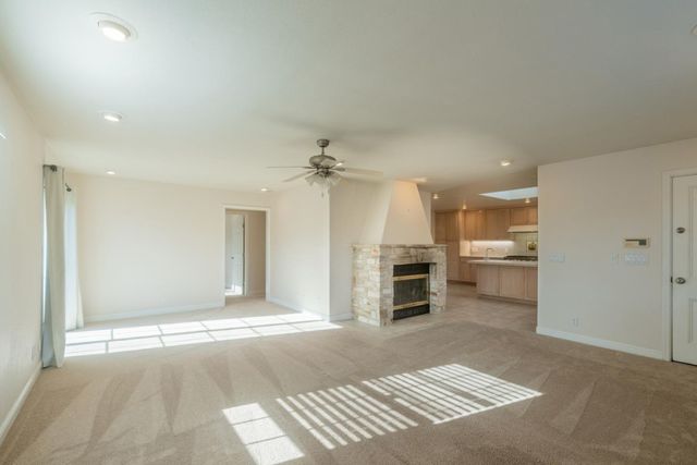 140 John Street, Monterey, CA 93940