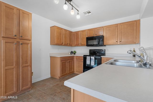 5242 S DOVE Hollow, Buckeye, AZ 85326