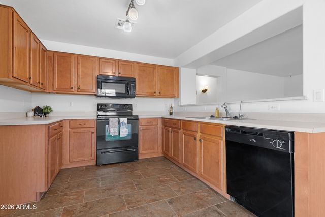 5242 S DOVE Hollow, Buckeye, AZ 85326