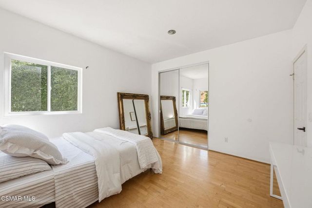 5536 Easterly Road, Agoura Hills, CA 91301