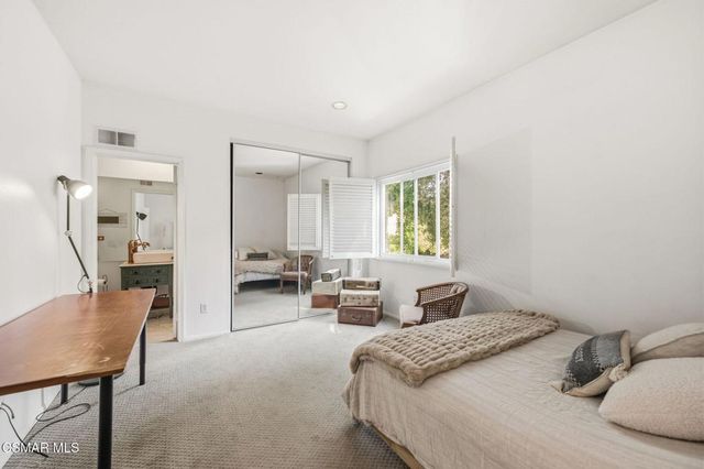 5536 Easterly Road, Agoura Hills, CA 91301