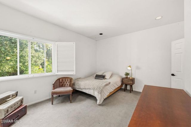 5536 Easterly Road, Agoura Hills, CA 91301