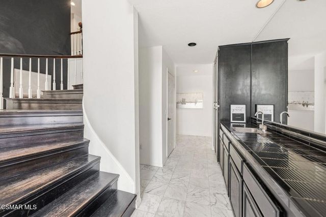 5536 Easterly Road, Agoura Hills, CA 91301