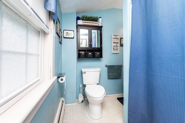 12 Brook St, Taunton, MA 02780
