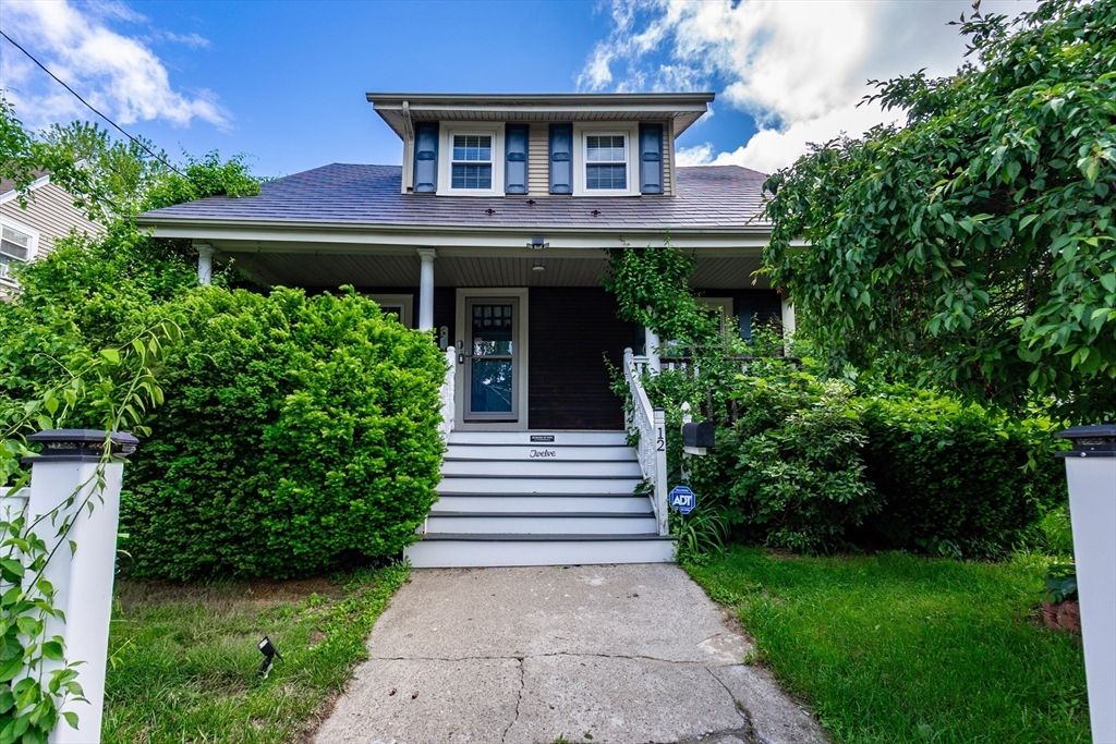 12 Brook St, Taunton, MA 02780