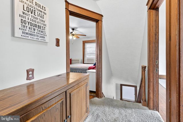 37 W SUNSET AVE, Ephrata, PA 17522