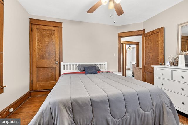 37 W SUNSET AVE, Ephrata, PA 17522