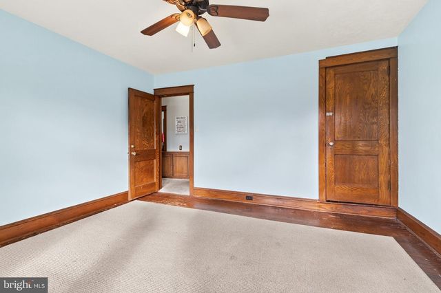 37 W SUNSET AVE, Ephrata, PA 17522