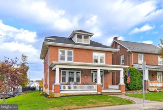 37 W SUNSET AVE, Ephrata, PA 17522