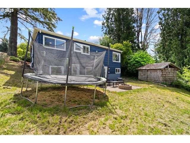 203 Williams Finney Rd, Kelso, WA 98626