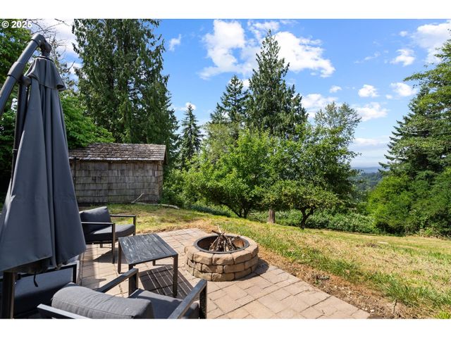 203 Williams Finney Rd, Kelso, WA 98626