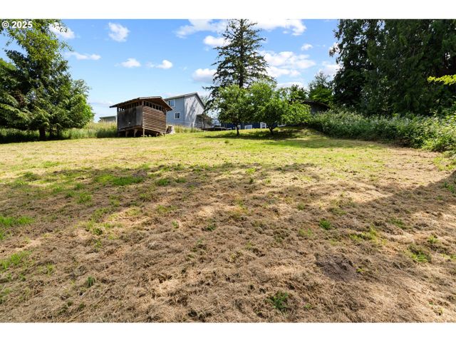 203 Williams Finney Rd, Kelso, WA 98626