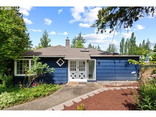 203 Williams Finney Rd, Kelso, WA 98626
