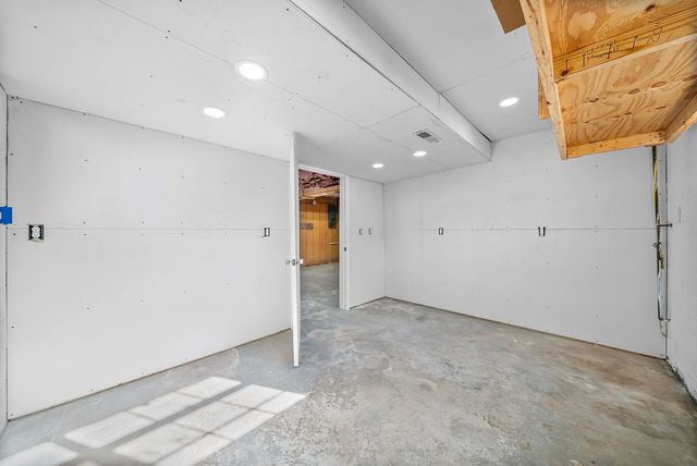 103 Millers Hill Rd, Dover, TN 37058